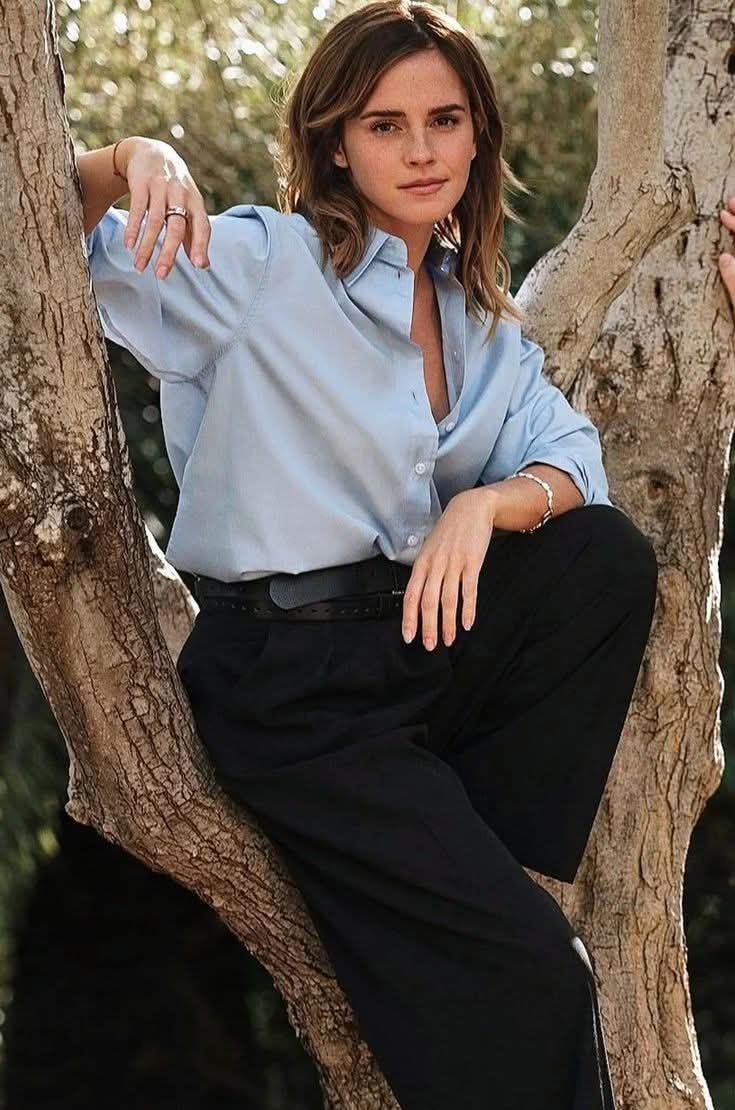 pltb8kPz Emma Watson 04.jpg